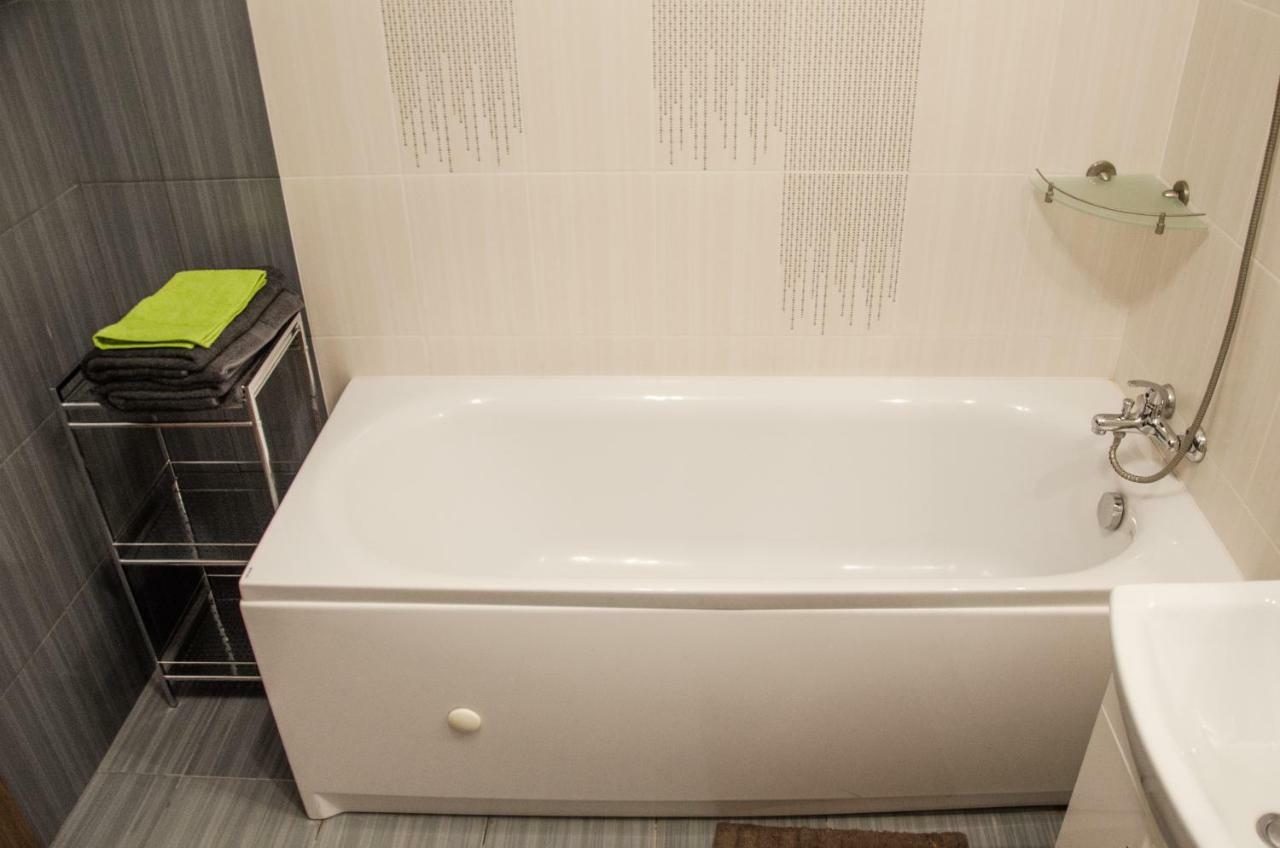 Apartament Centrum Gieldowa Варшава Екстериор снимка