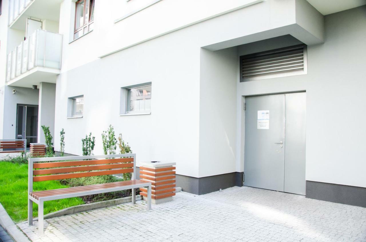 Apartament Centrum Gieldowa Варшава Екстериор снимка